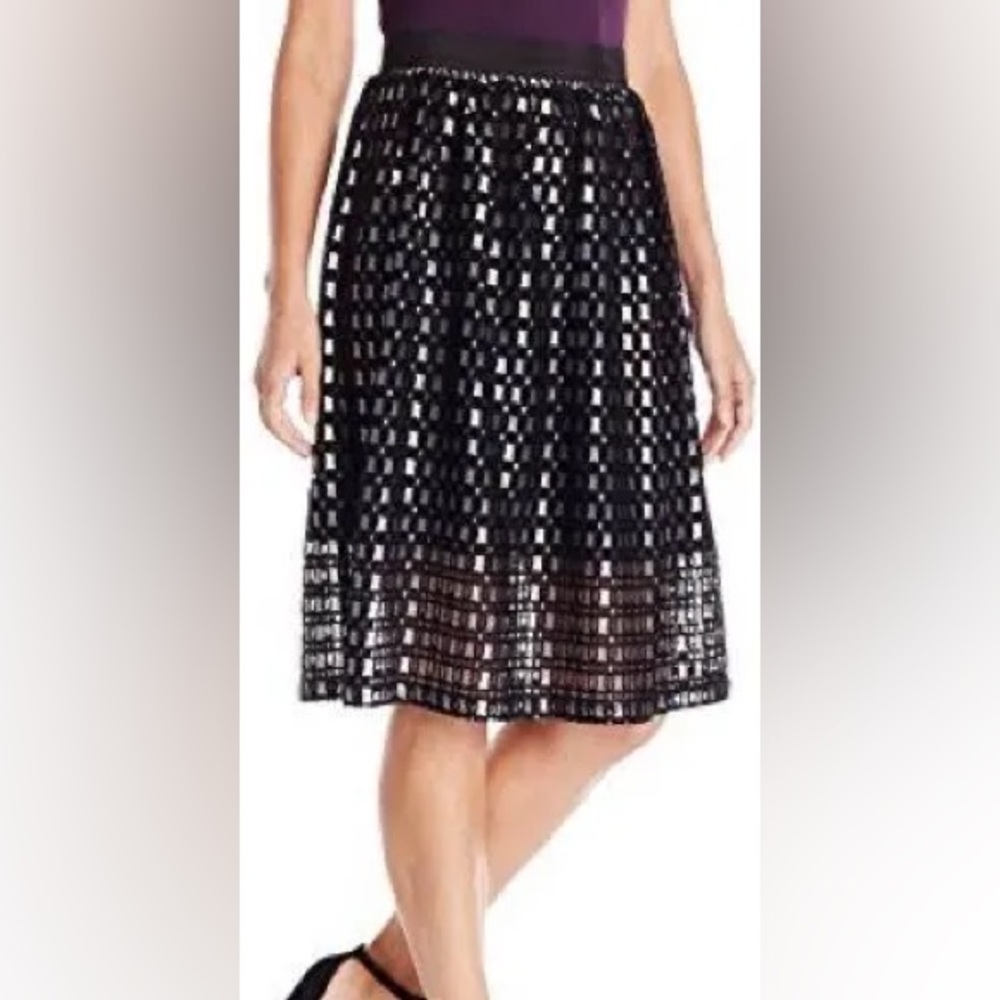 Kensie Black & Silver high-waisted skirt.  NWT Size XL